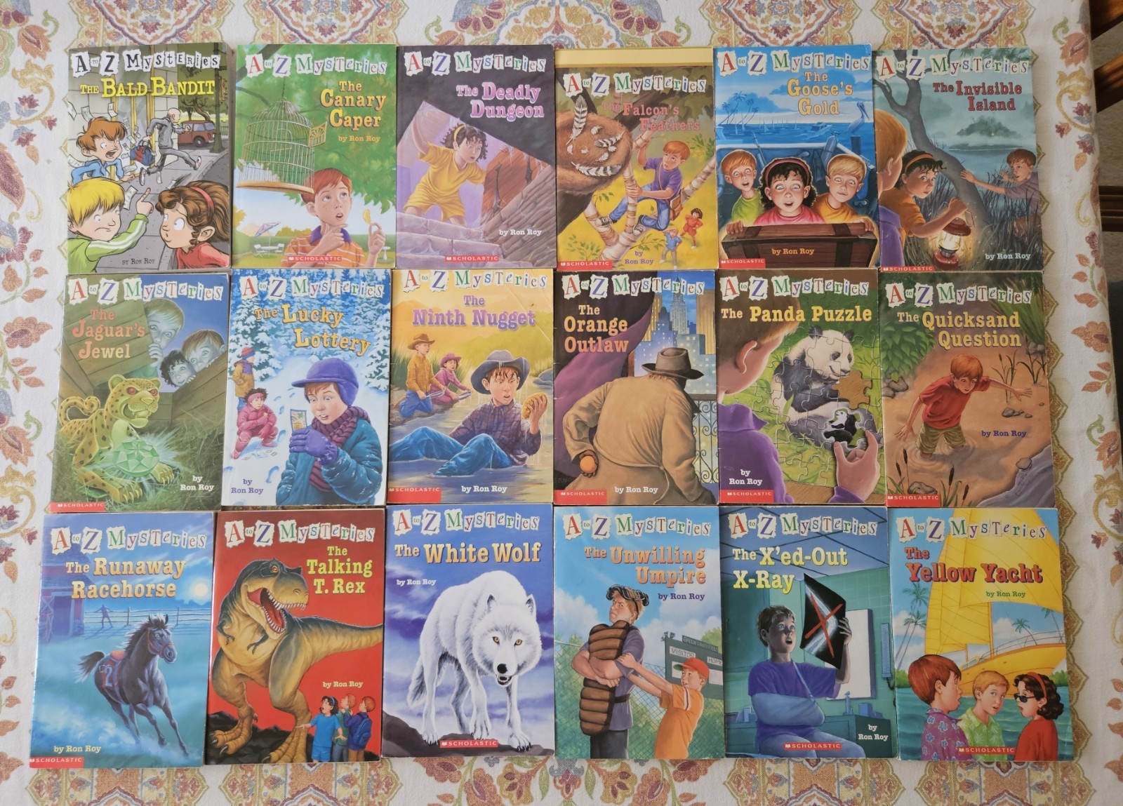 Lot of 18 A to Z Mysteries Rob Roy Children’s Paperback Books Chapter Ages 6-9