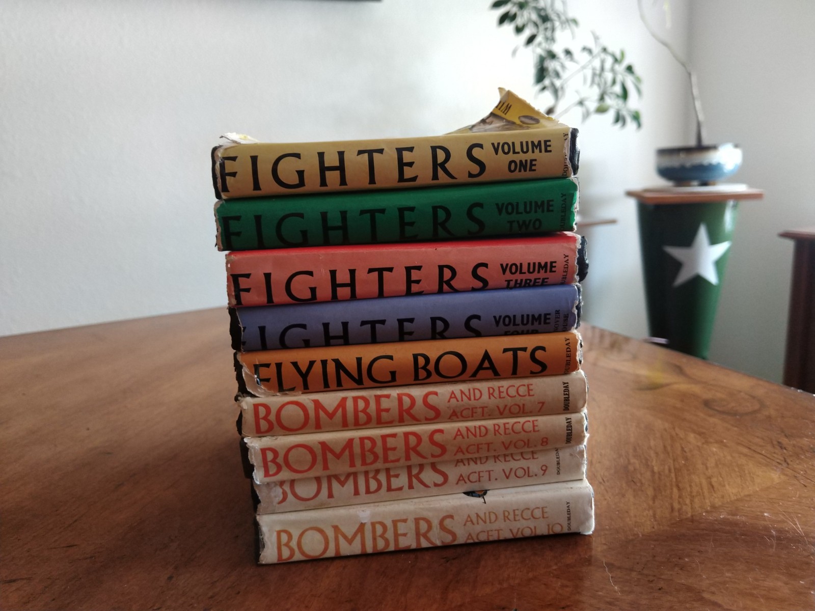 Mixed Lot 9x William Green – Fighters Flying Boats Bombers WWII (missing Vol 6)