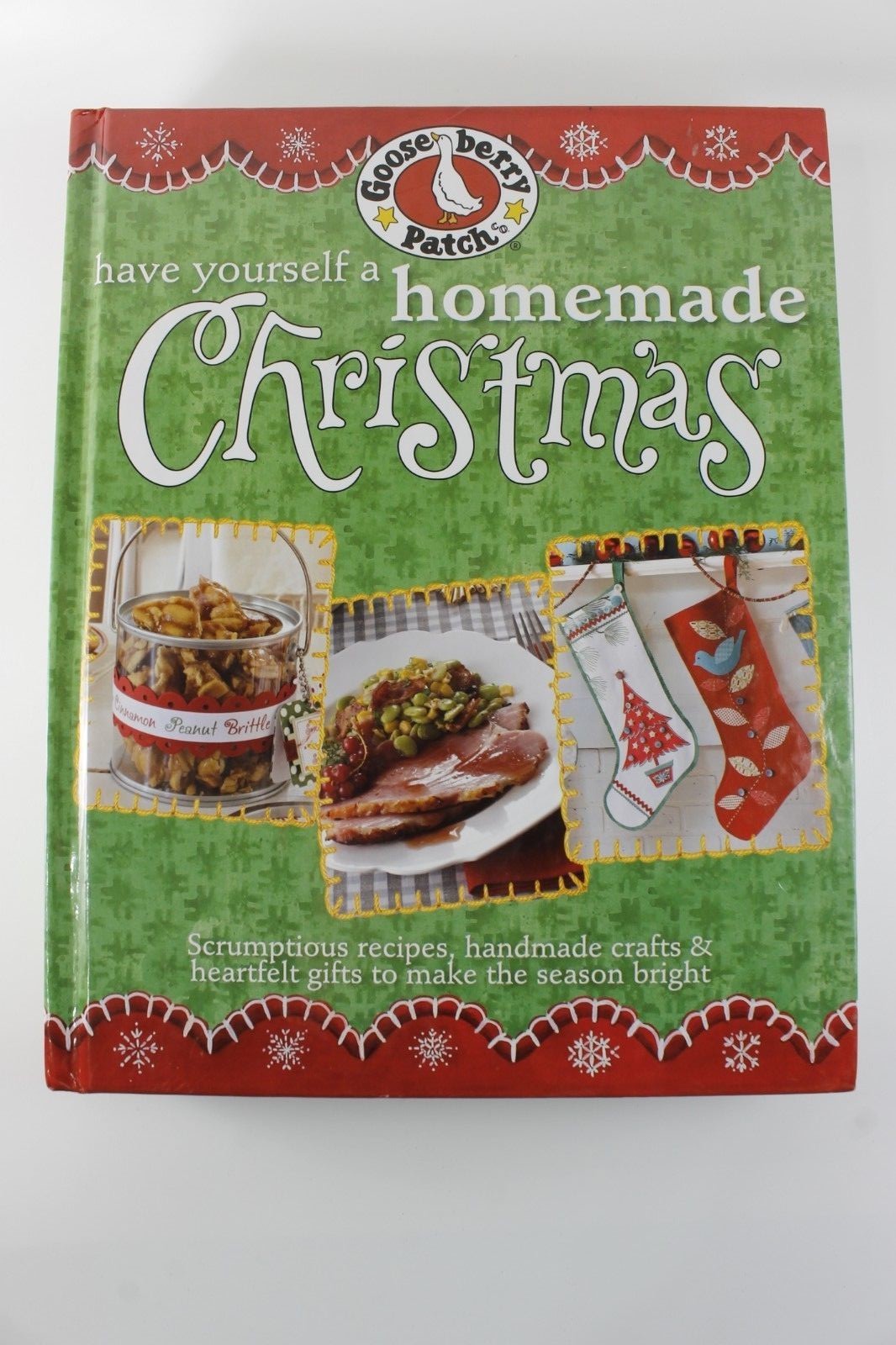 Homemade Christmas : Scrumptious Recipes, Handmade Crafts and Gifts 1st Edition