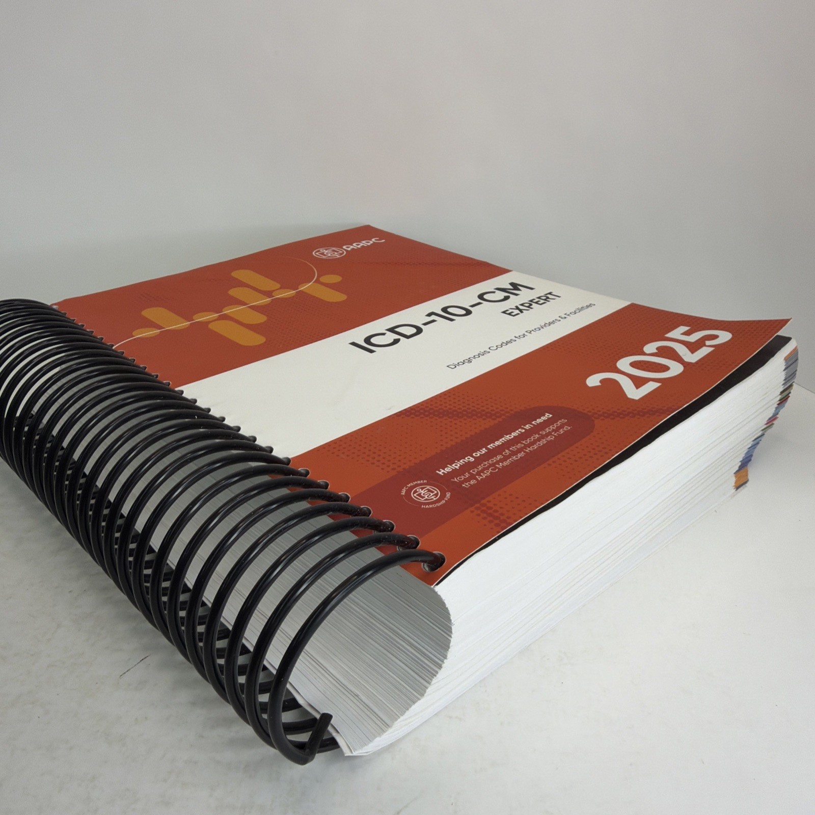 ICD-10-CM Expert Complete Code Set 2025 – Spiral-bound by AAPC