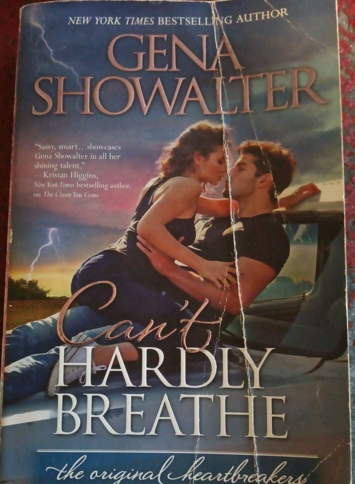 Original Heartbreakers Can’t Hardly Breathe by Gena Showalter Creases on cover