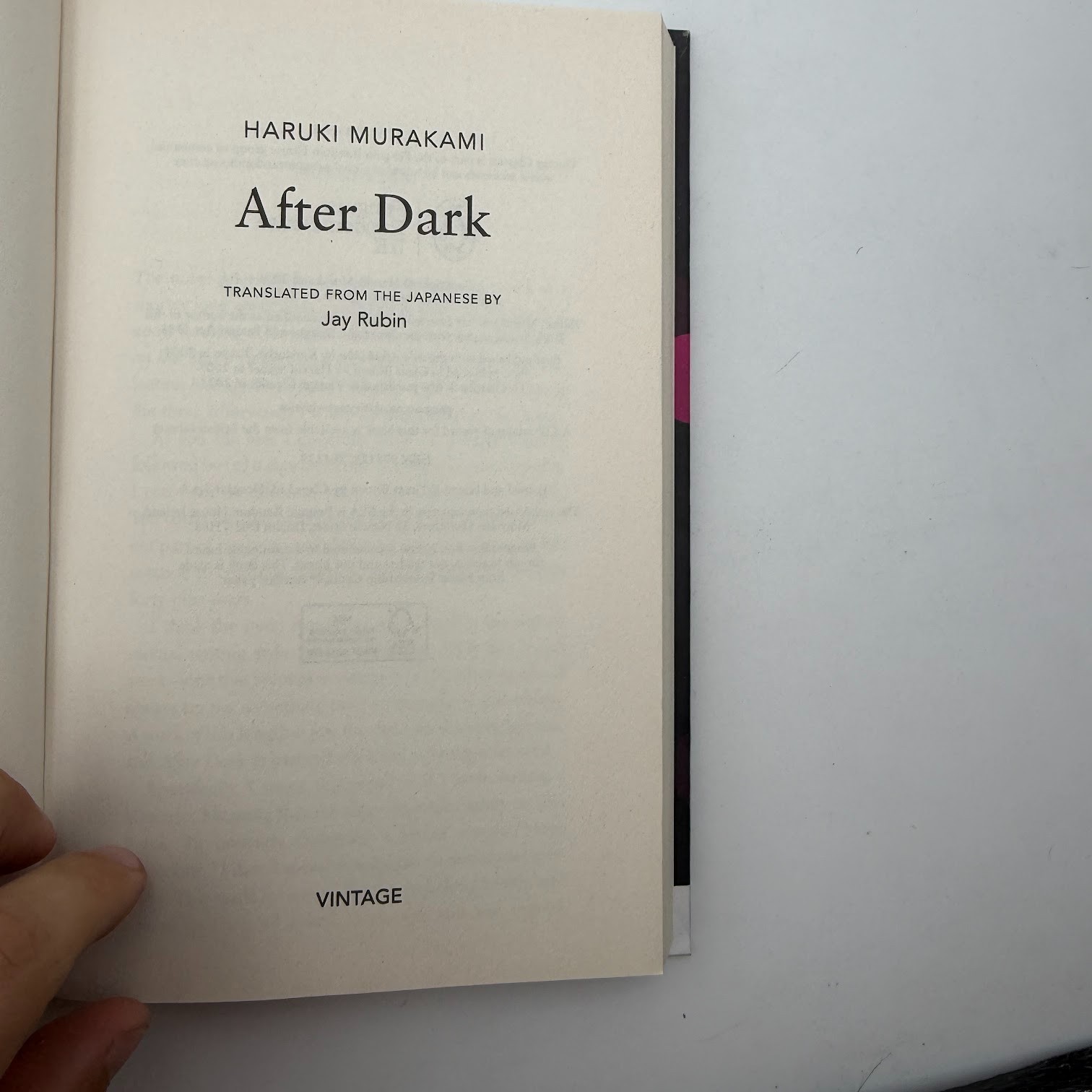 After Dark: Murakami’s Atmospheric Masterpiece Murakami Collectible Classics HC