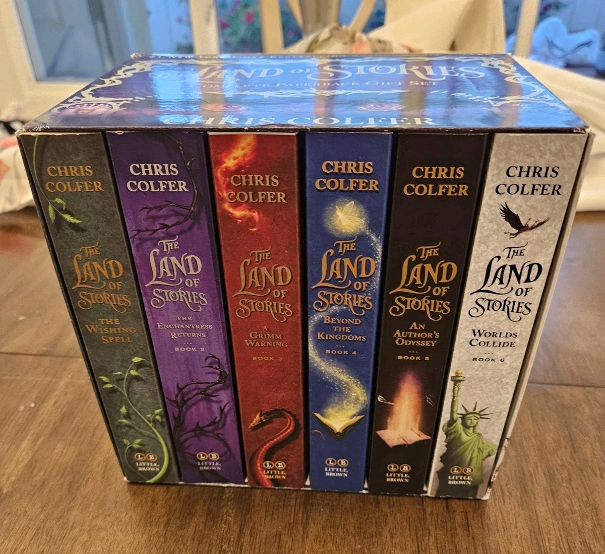Land of Stories Complete Paperback Gift Set by Chris Colfer (2018, Trade…