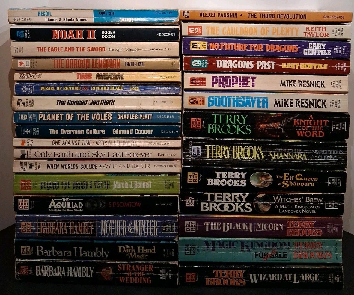 VTG Mixed Book Lot of 30 Fantasy Sci-fi: Brooks Hambly Del Rey ACE Books & MORE!