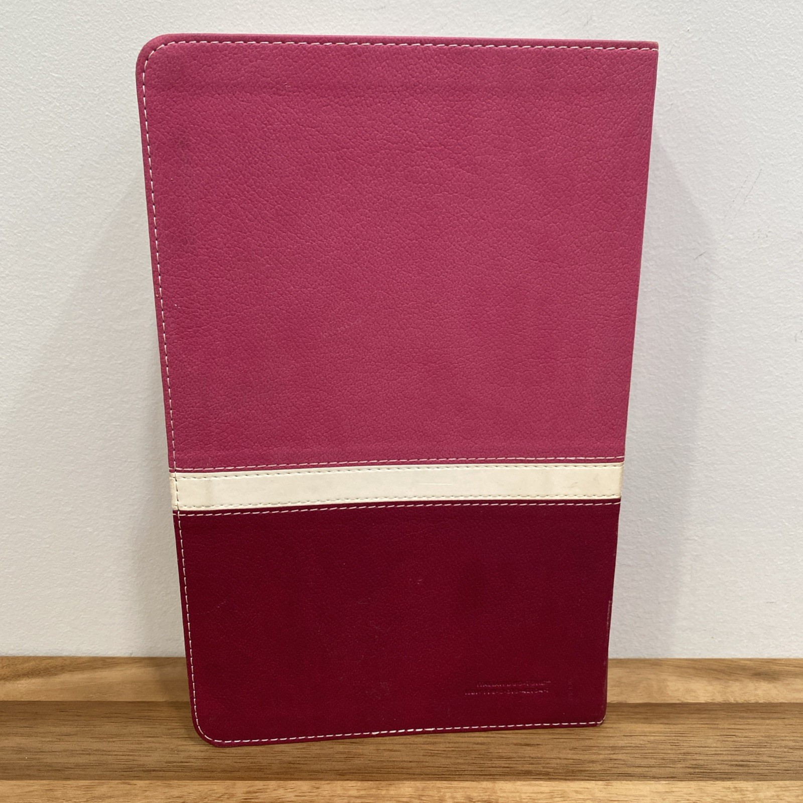 NIV Real-Life Devotional Bible for Women, Compact: Insights for Everyday Life